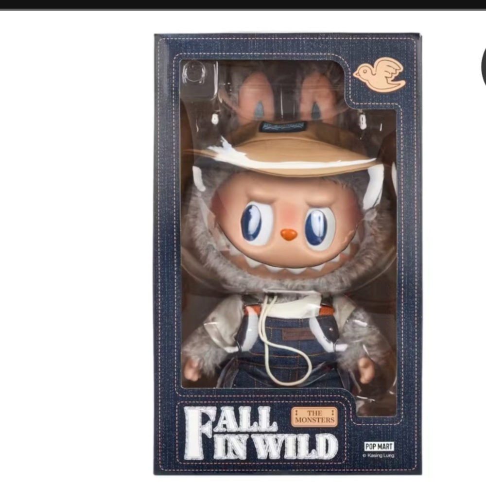 Pop Mart Fall in Wild Figure